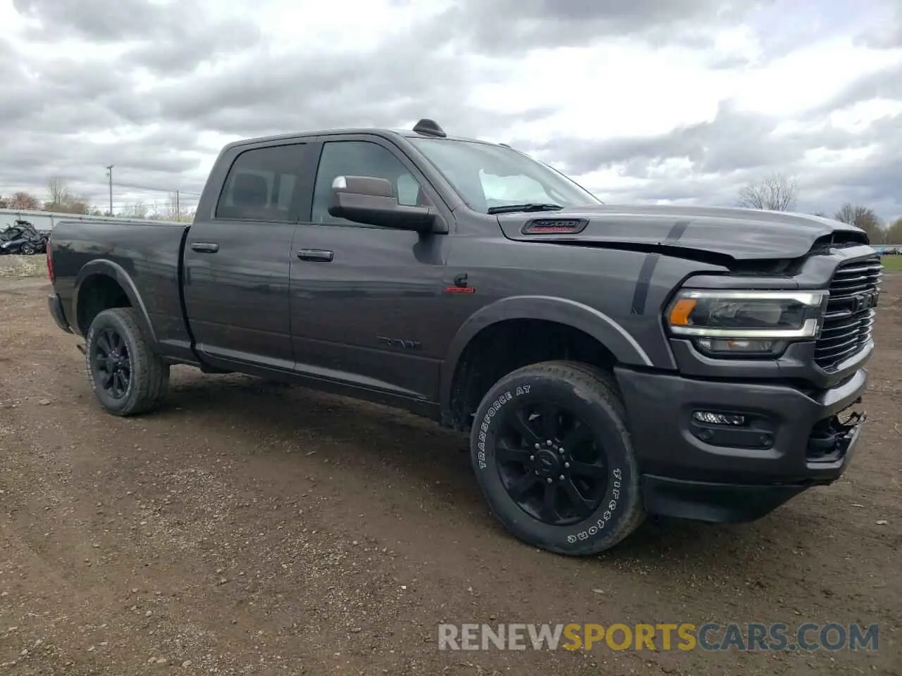 4 fotografías del automóvil dañado 3C6UR5FL5NG282071 RAM 2500 2022