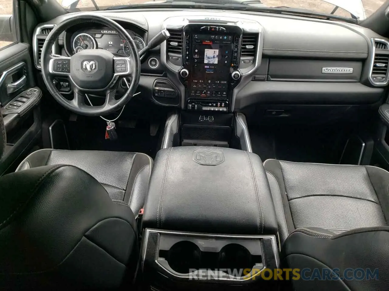 8 fotografías del automóvil dañado 3C6UR5FL5NG282071 RAM 2500 2022