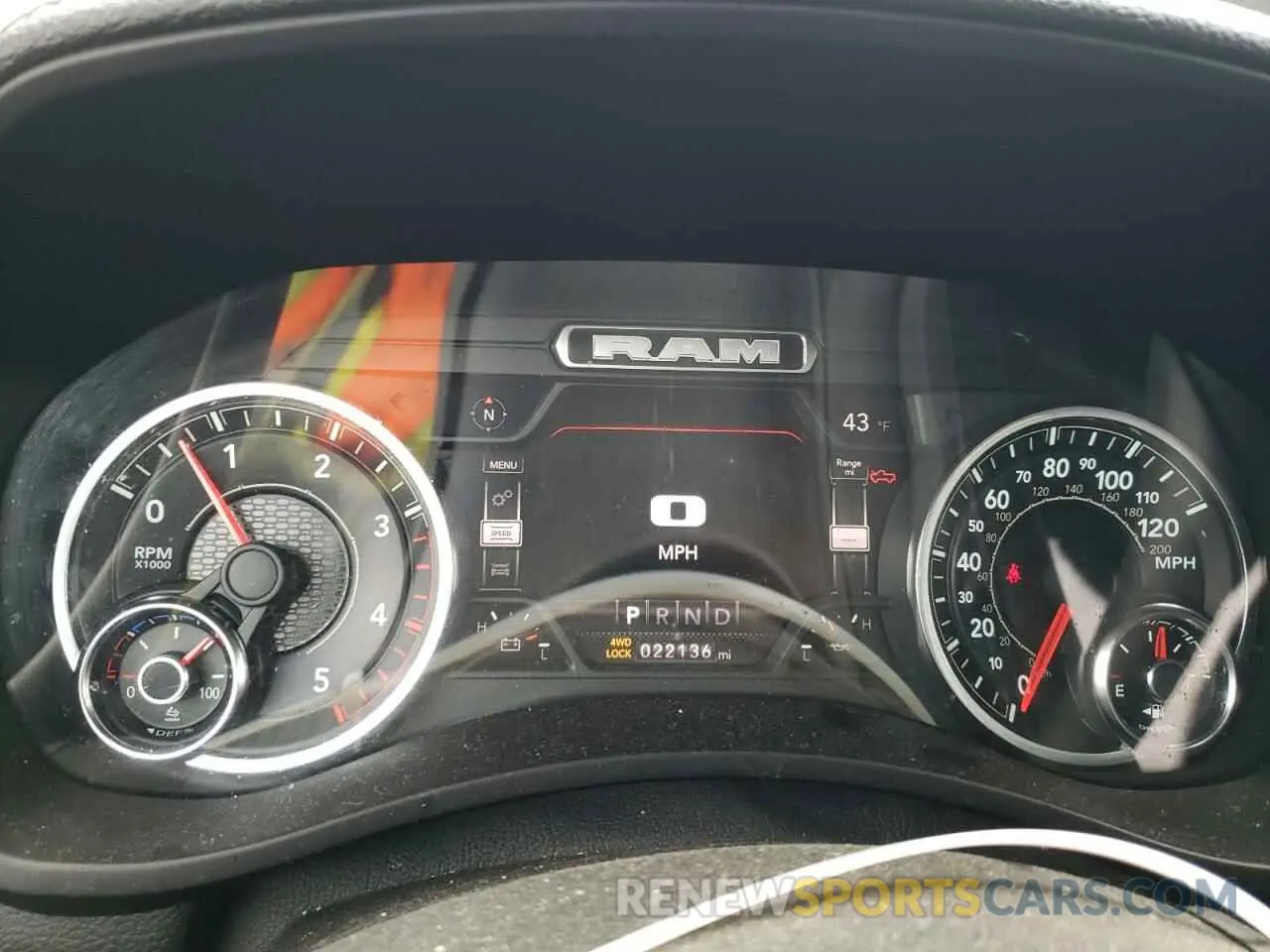 9 fotografías del automóvil dañado 3C6UR5FL5NG282071 RAM 2500 2022