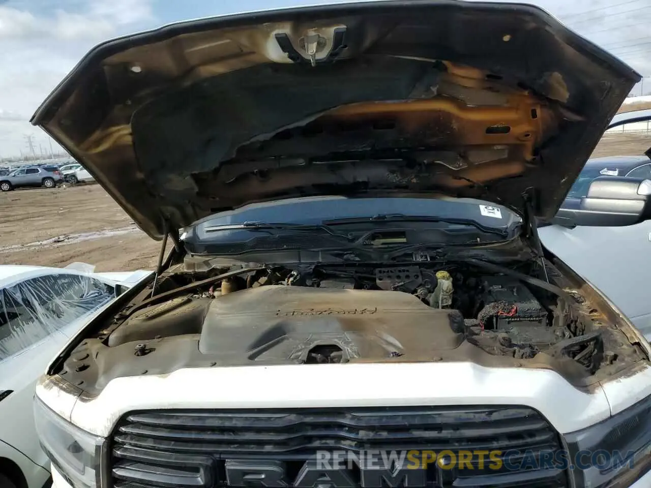 11 fotografías del automóvil dañado 3C6UR5FL5NG299405 RAM 2500 2022