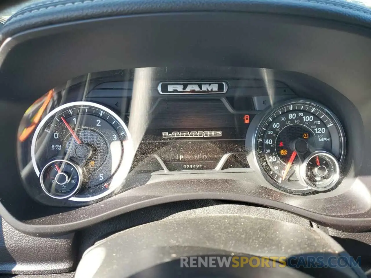 9 fotografías del automóvil dañado 3C6UR5FL7NG128025 RAM 2500 2022