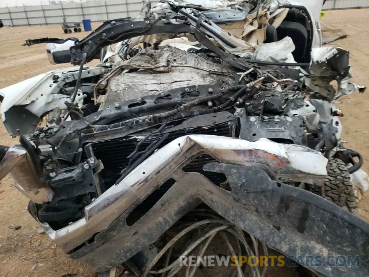 11 fotografías del automóvil dañado 3C6UR5FL8NG178755 RAM 2500 2022