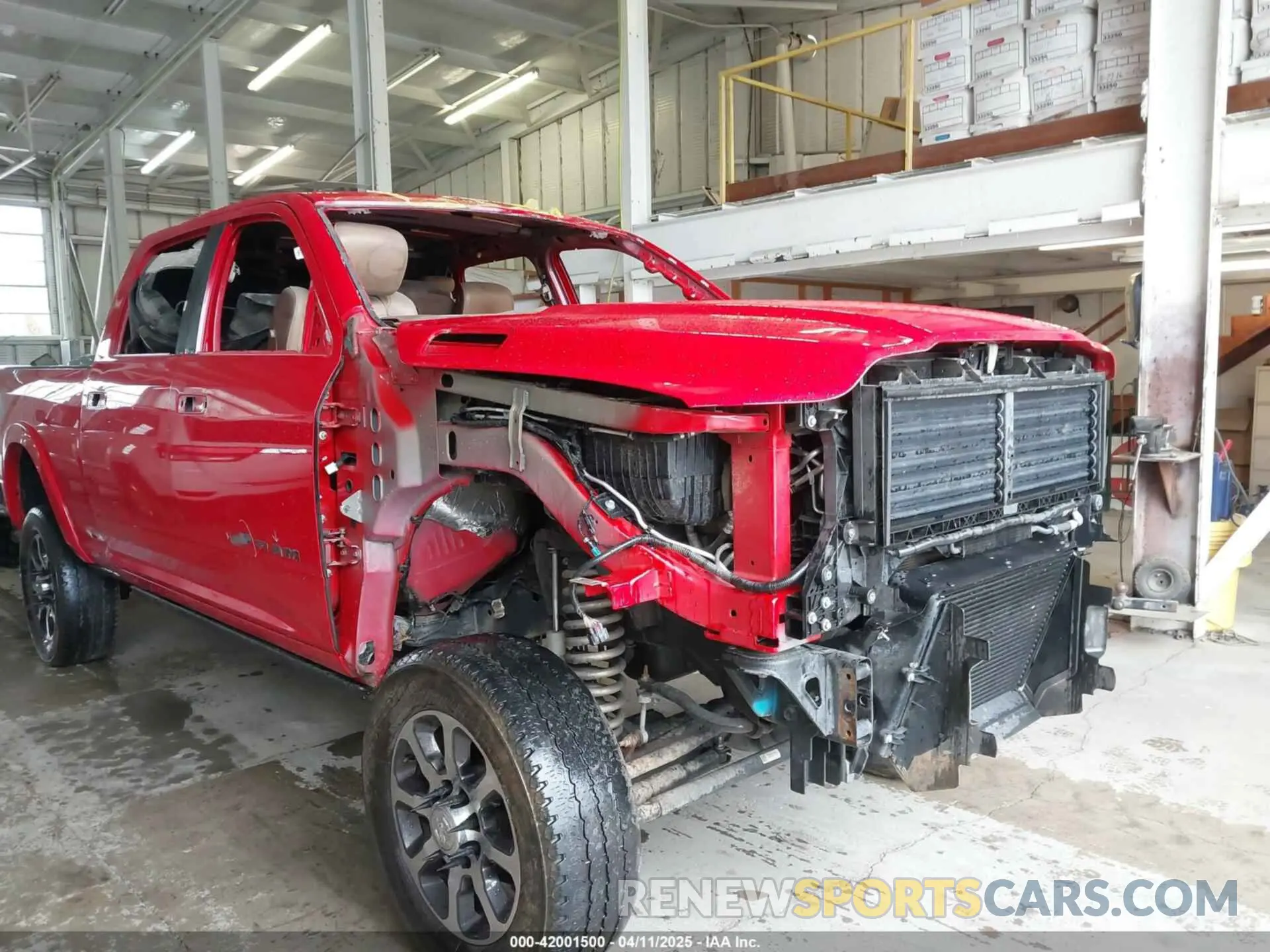 6 fotografías del automóvil dañado 3C6UR5GL2NG130702 RAM 2500 2022