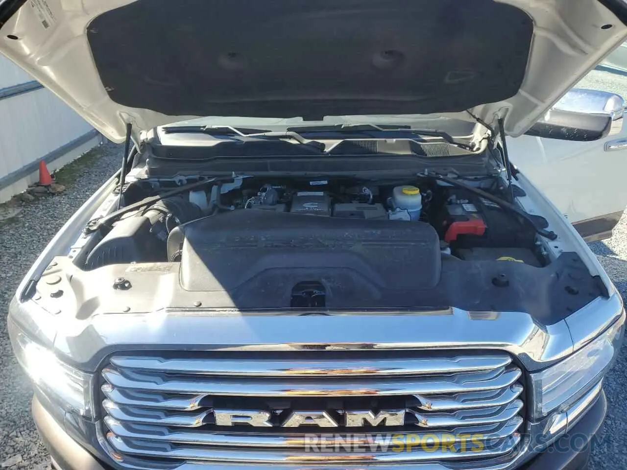 11 fotografías del automóvil dañado 3C6UR5GL6NG131450 RAM 2500 2022
