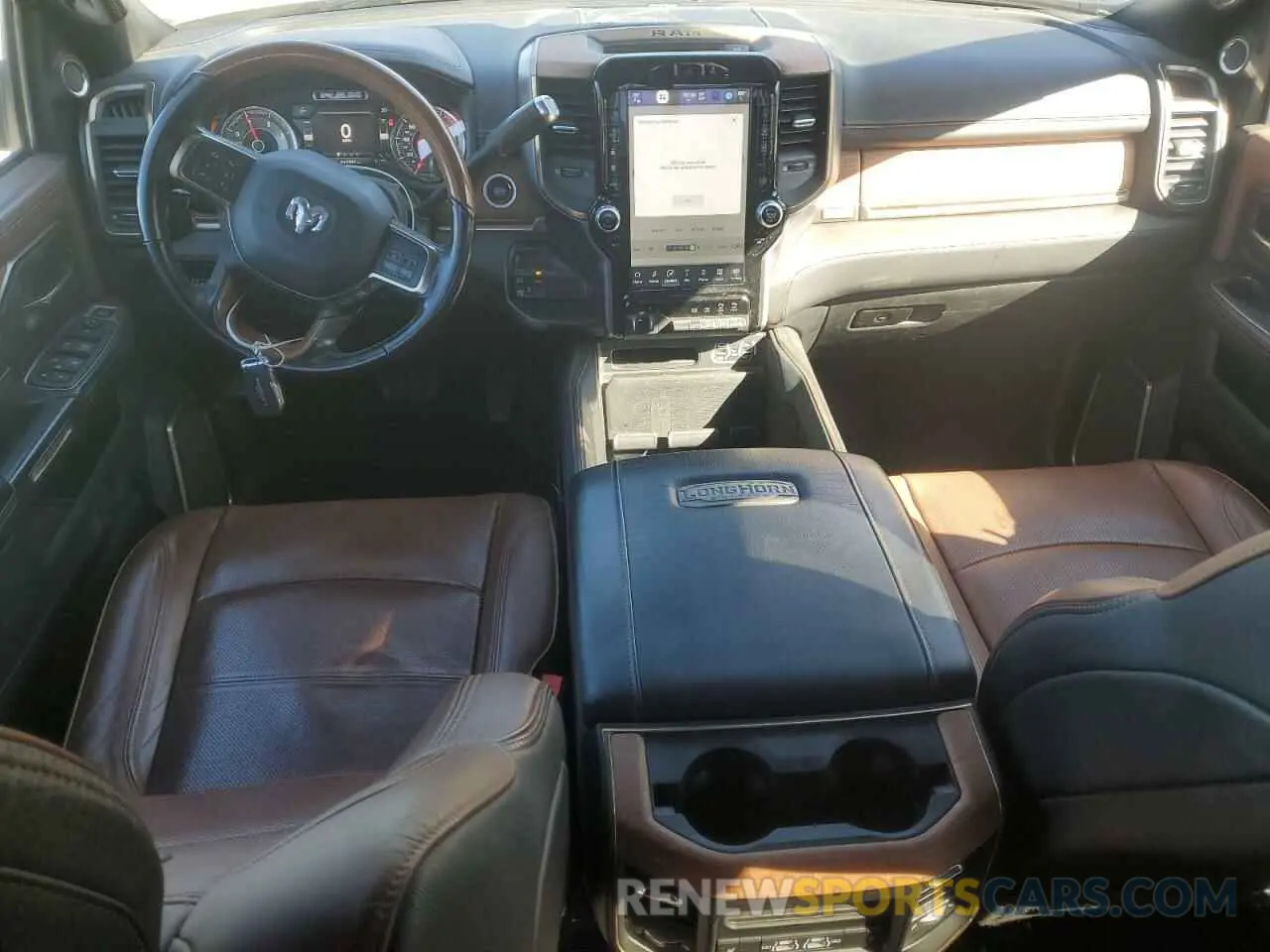 8 fotografías del automóvil dañado 3C6UR5GL6NG131450 RAM 2500 2022