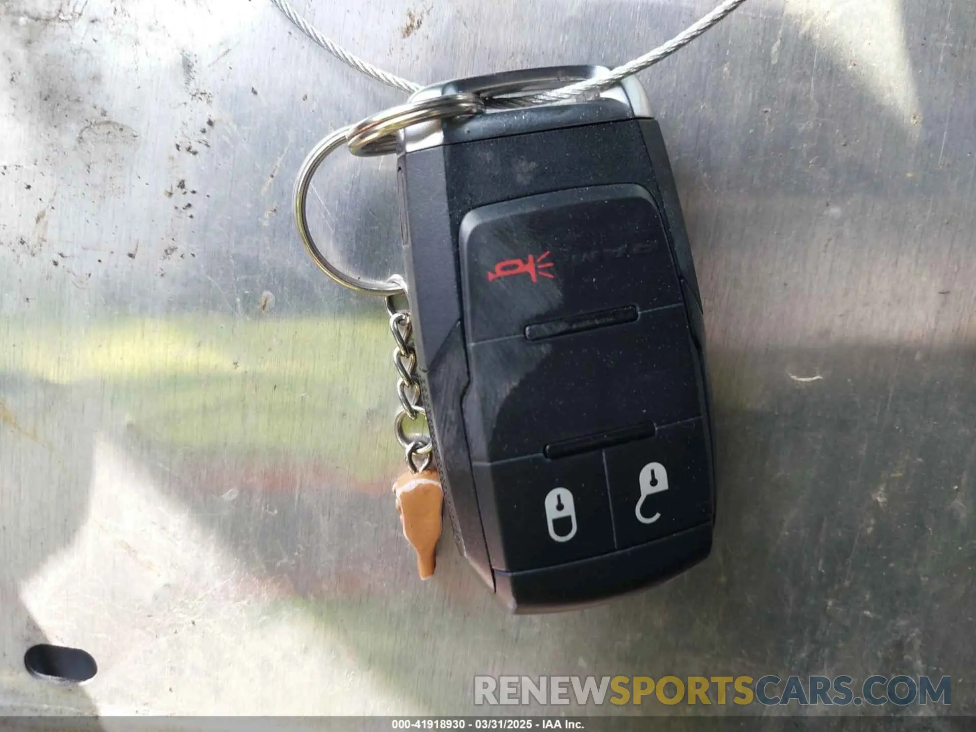 11 fotografías del automóvil dañado 3C6UR5HJ0NG125804 RAM 2500 2022
