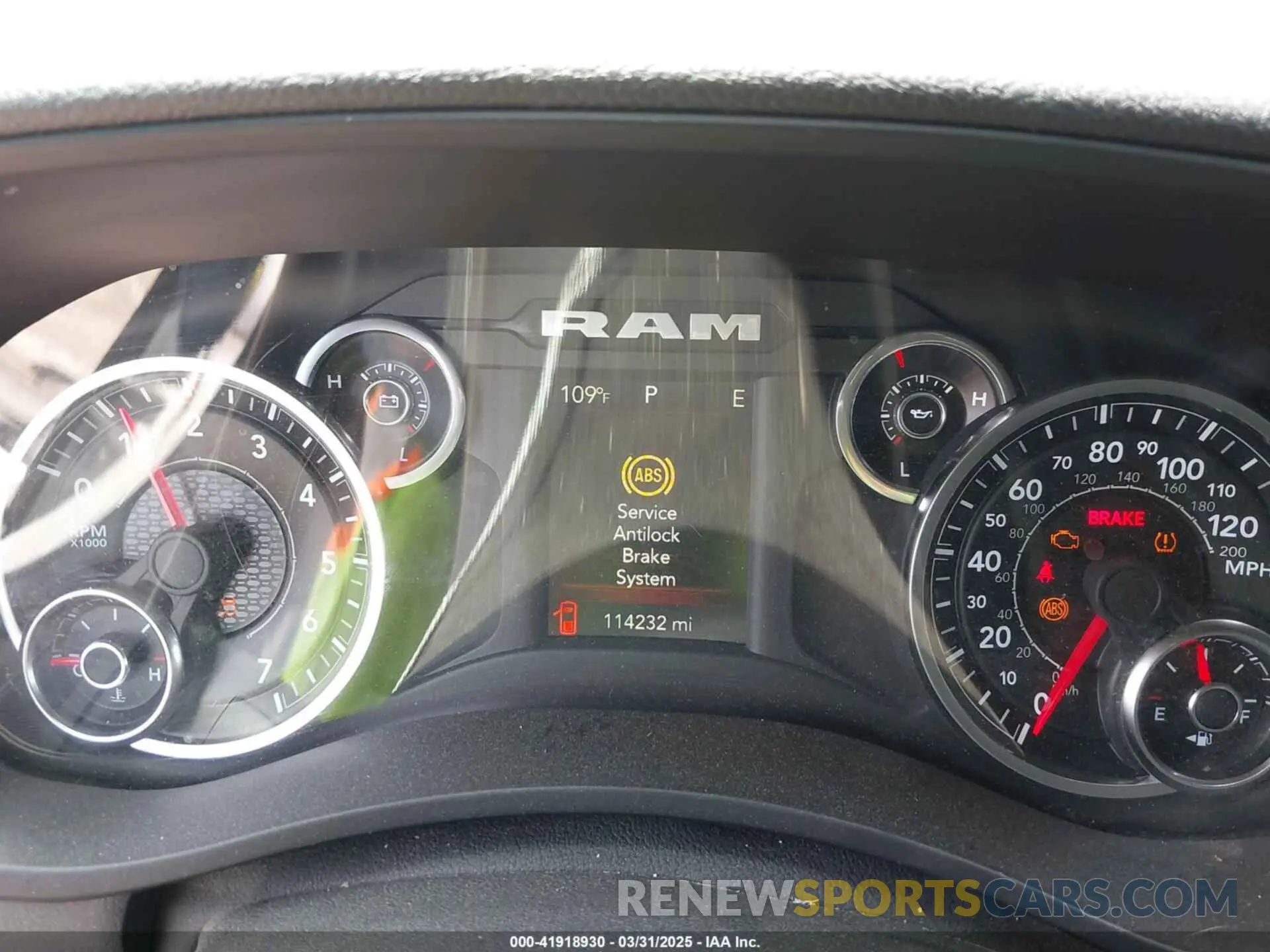 7 fotografías del automóvil dañado 3C6UR5HJ0NG125804 RAM 2500 2022