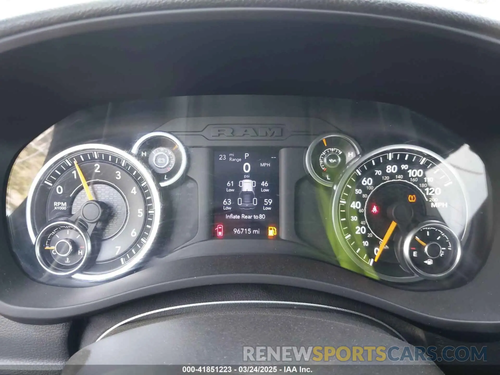 7 fotografías del automóvil dañado 3C6UR5HJ1NG202731 RAM 2500 2022