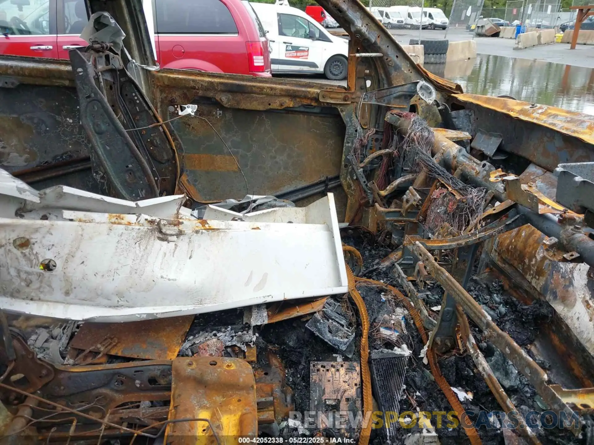5 fotografías del automóvil dañado 3C6UR5HJ4NG232449 RAM 2500 2022