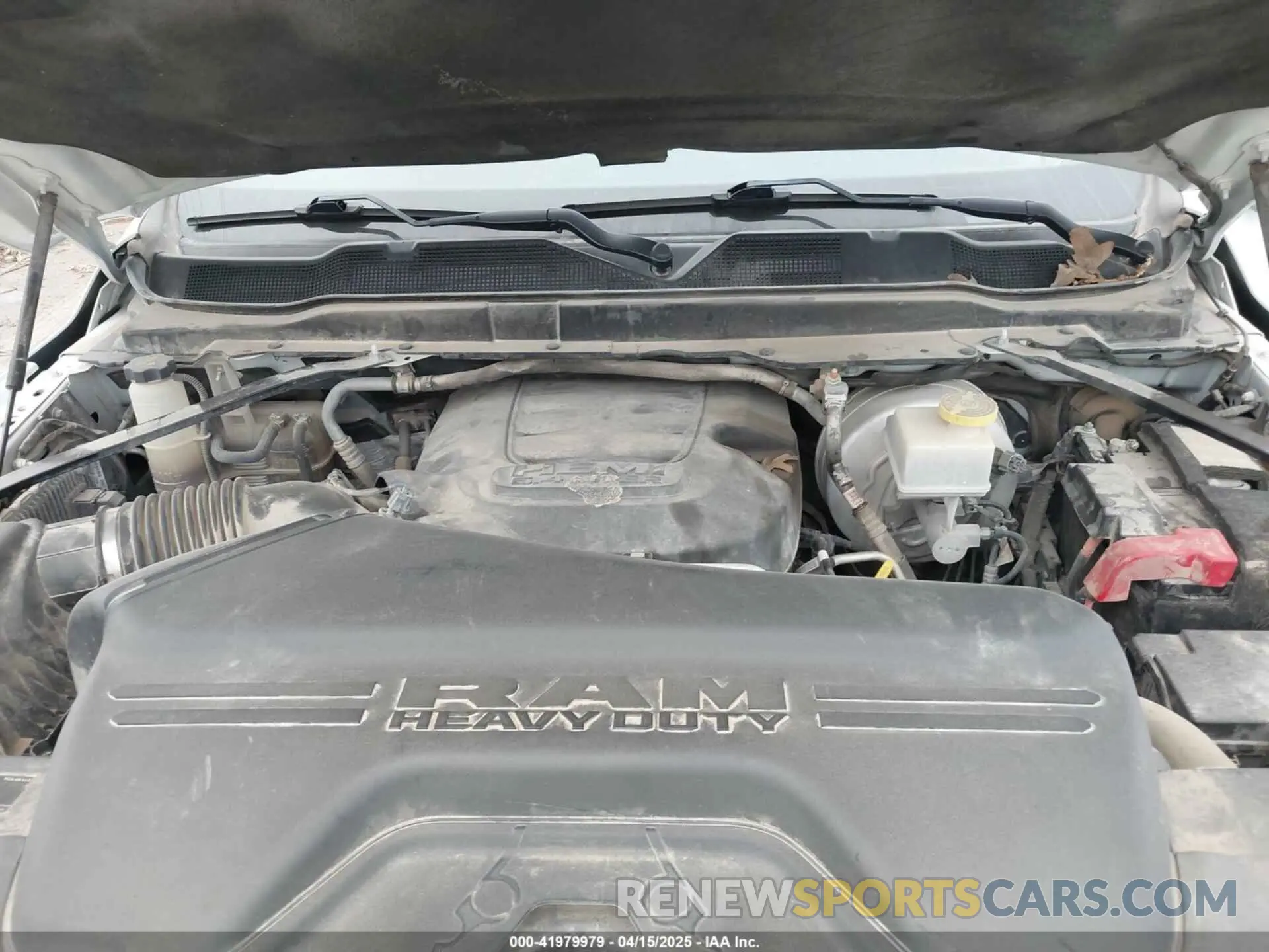 10 fotografías del automóvil dañado 3C6UR5HJ4NG354406 RAM 2500 2022