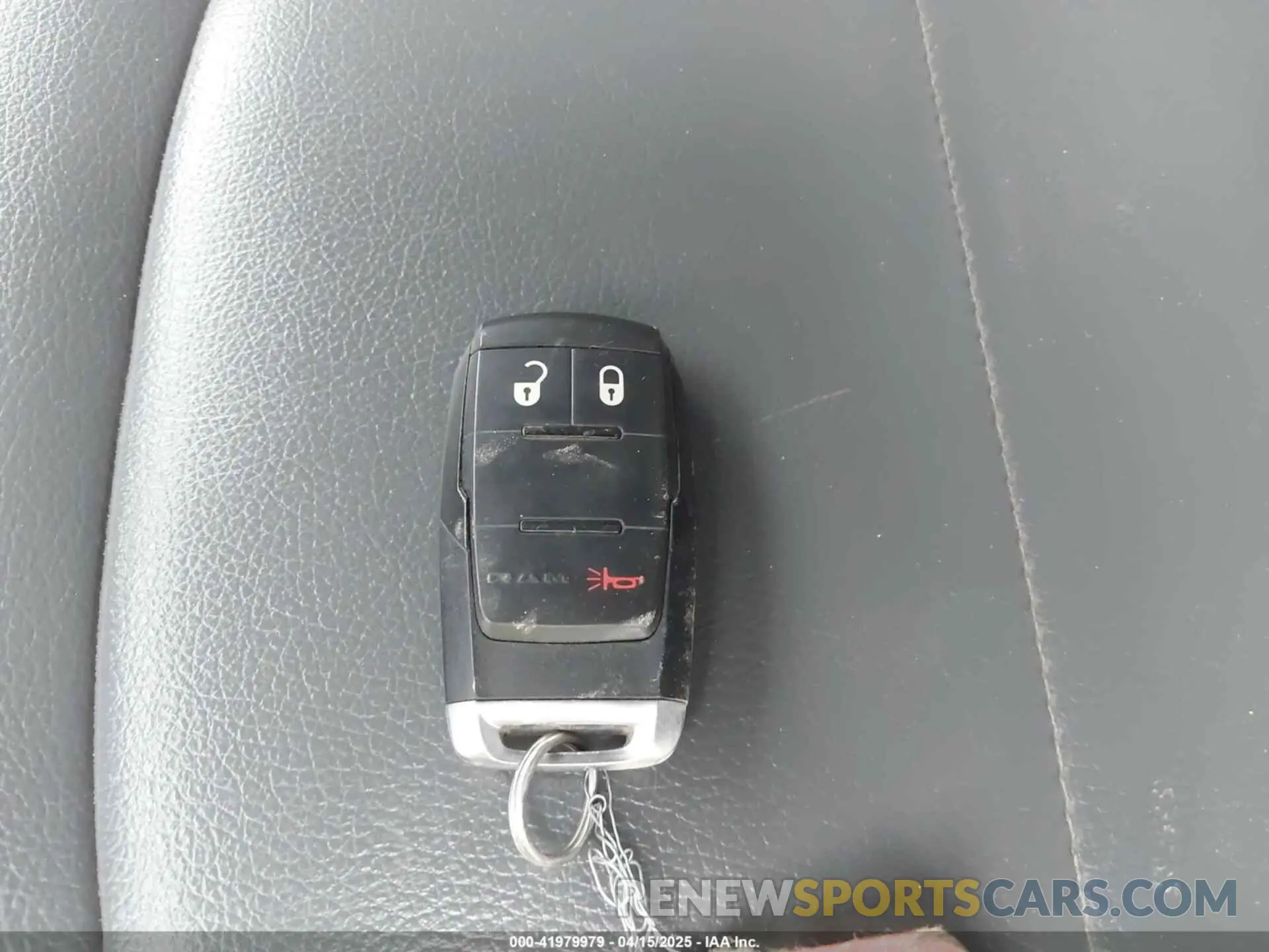 11 fotografías del automóvil dañado 3C6UR5HJ4NG354406 RAM 2500 2022