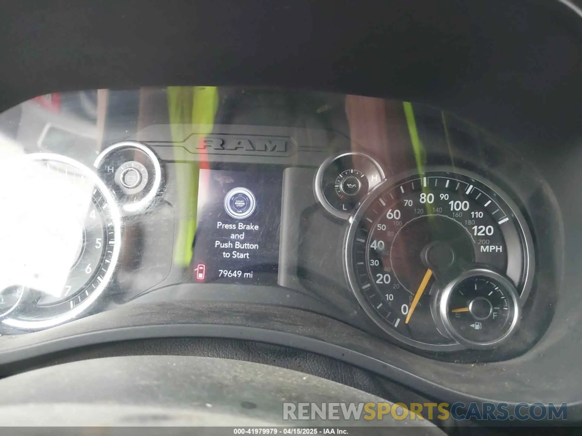 7 fotografías del automóvil dañado 3C6UR5HJ4NG354406 RAM 2500 2022