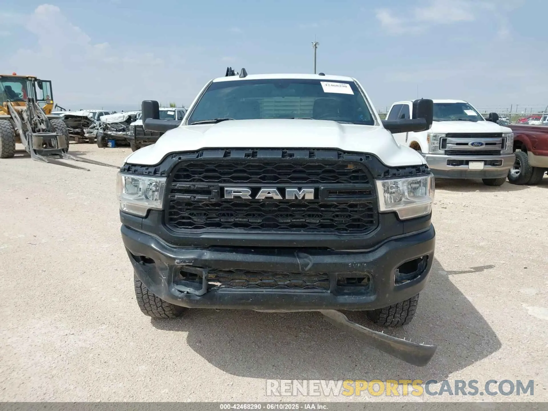 12 fotografías del automóvil dañado 3C6UR5HJ8NG366140 RAM 2500 2022