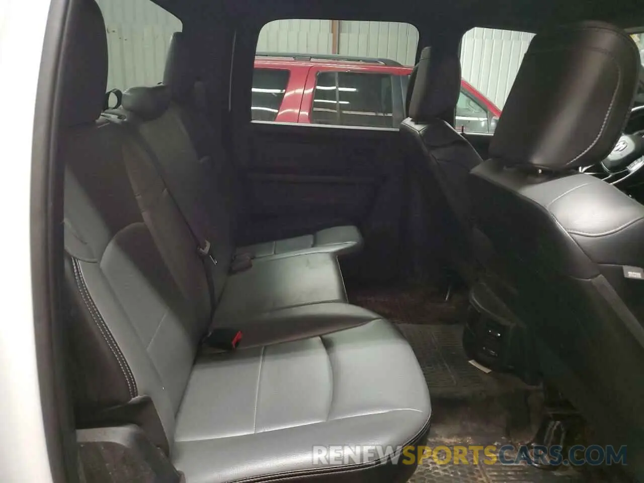 10 fotografías del automóvil dañado 3C6UR5HJXNG321071 RAM 2500 2022