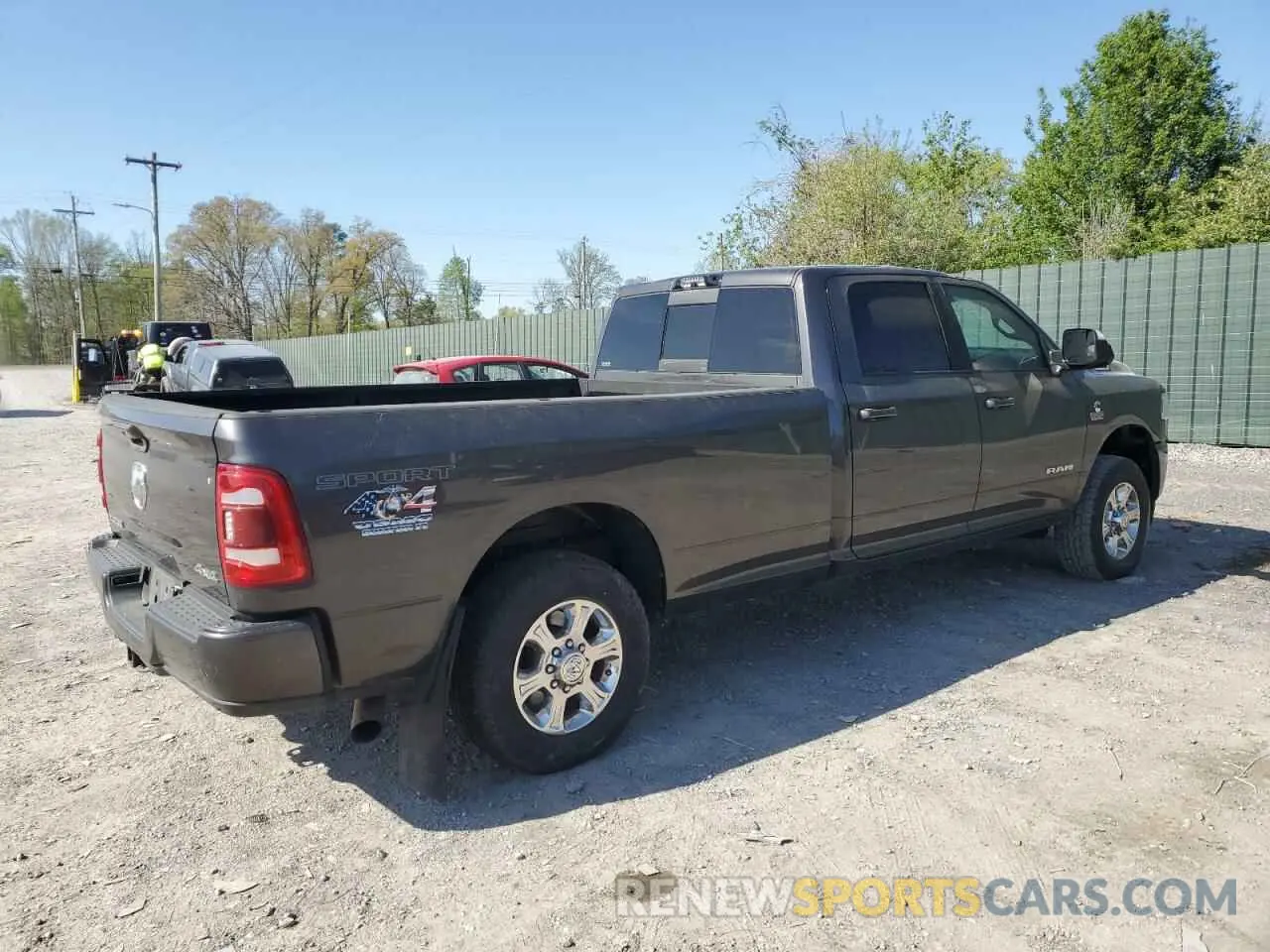 3 fotografías del automóvil dañado 3C6UR5JLXNG157297 RAM 2500 2022