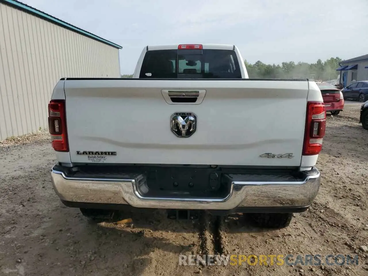 6 fotografías del automóvil dañado 3C6UR5KL8NG423172 RAM 2500 2022