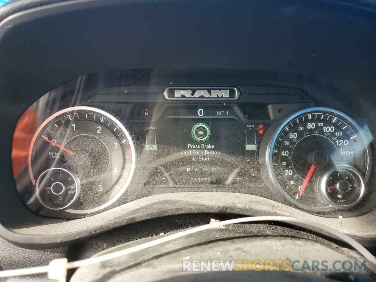 9 fotografías del automóvil dañado 3C6UR5NL7NG222536 RAM 2500 2022