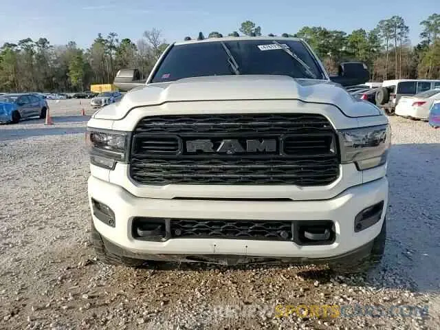 14 fotografías del automóvil dañado 3C6UR5TL4NG181009 RAM 2500 2022