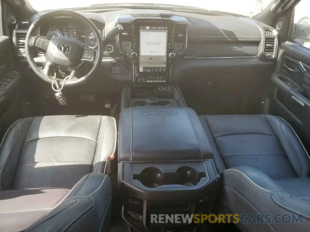 8 fotografías del automóvil dañado 3C6UR5TLXNG314615 RAM 2500 2022