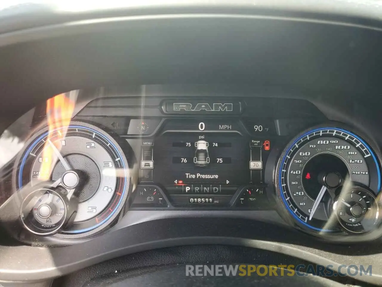 9 fotografías del automóvil dañado 3C6UR5TLXNG314615 RAM 2500 2022