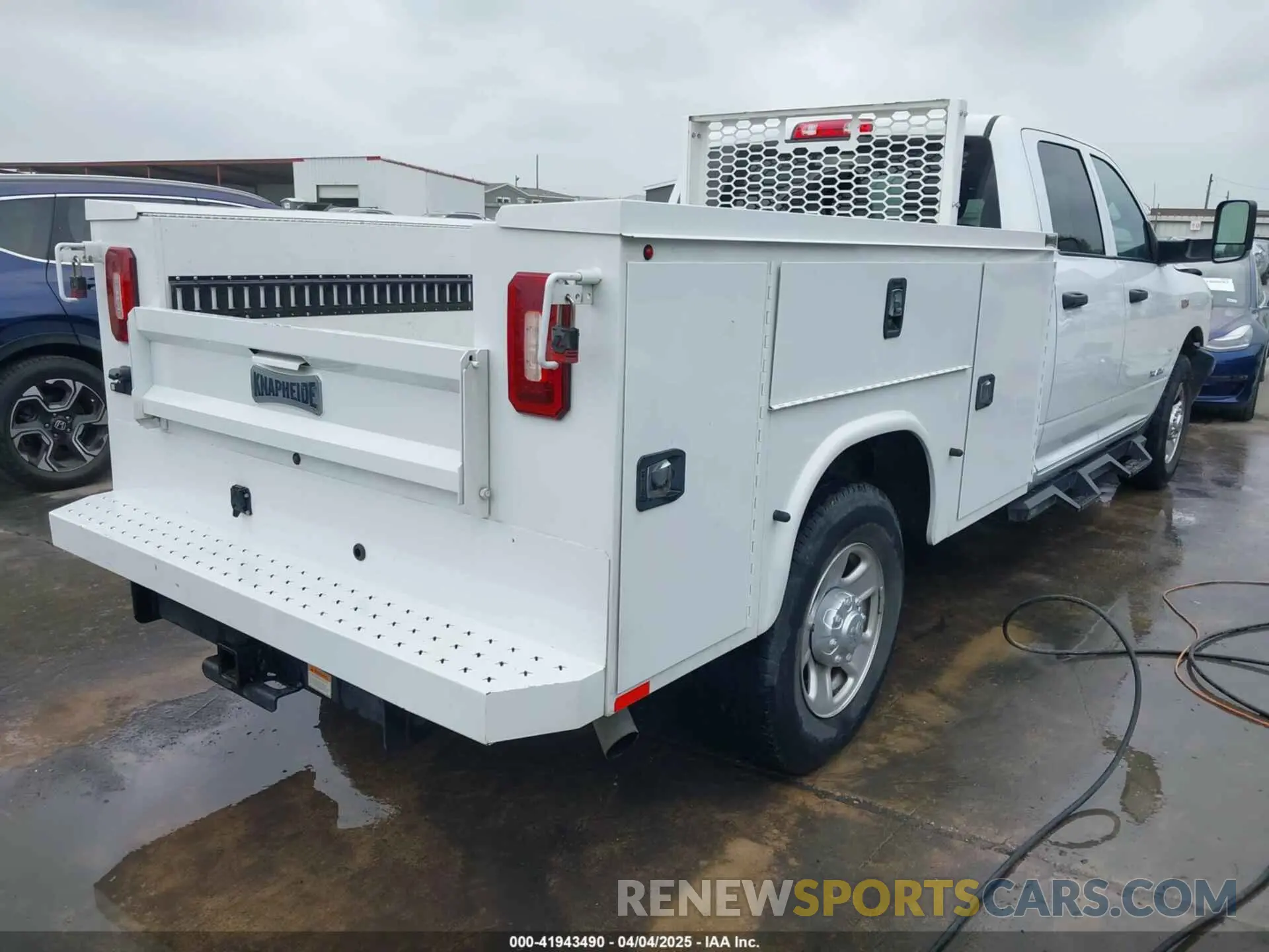 4 fotografías del automóvil dañado 3C7WR4HJ1NG424247 RAM 2500 2022