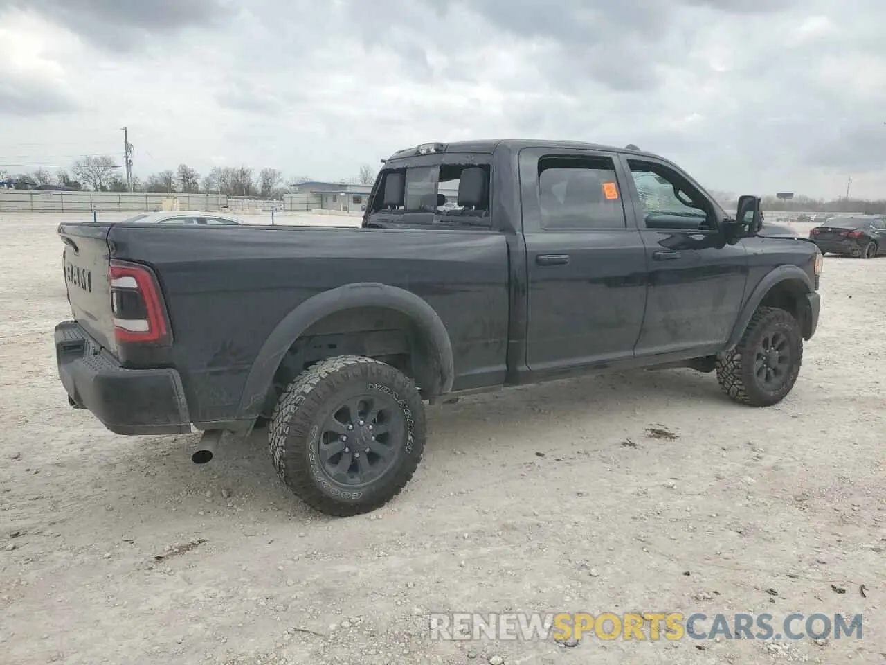3 fotografías del automóvil dañado 3C6TR5EJ9PG593436 RAM 2500 2023