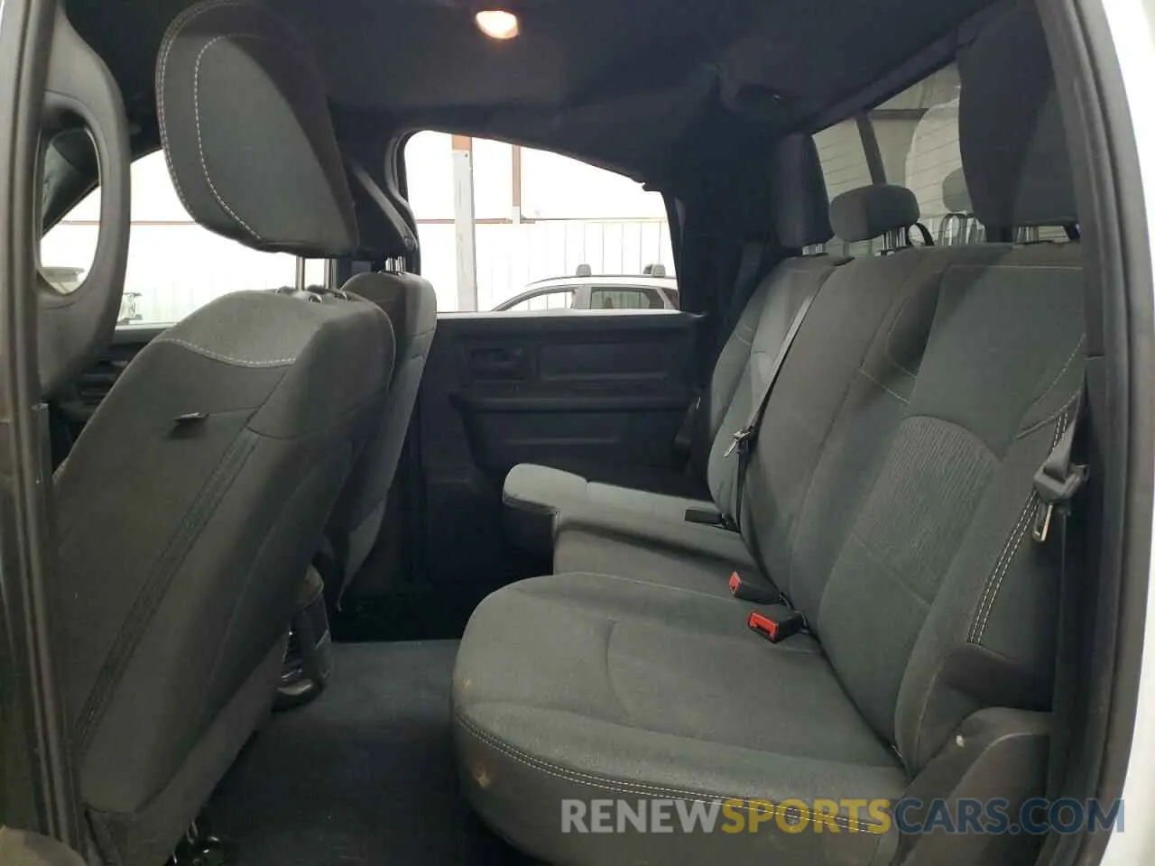 10 fotografías del automóvil dañado 3C6UR5CJ3PG504306 RAM 2500 2023