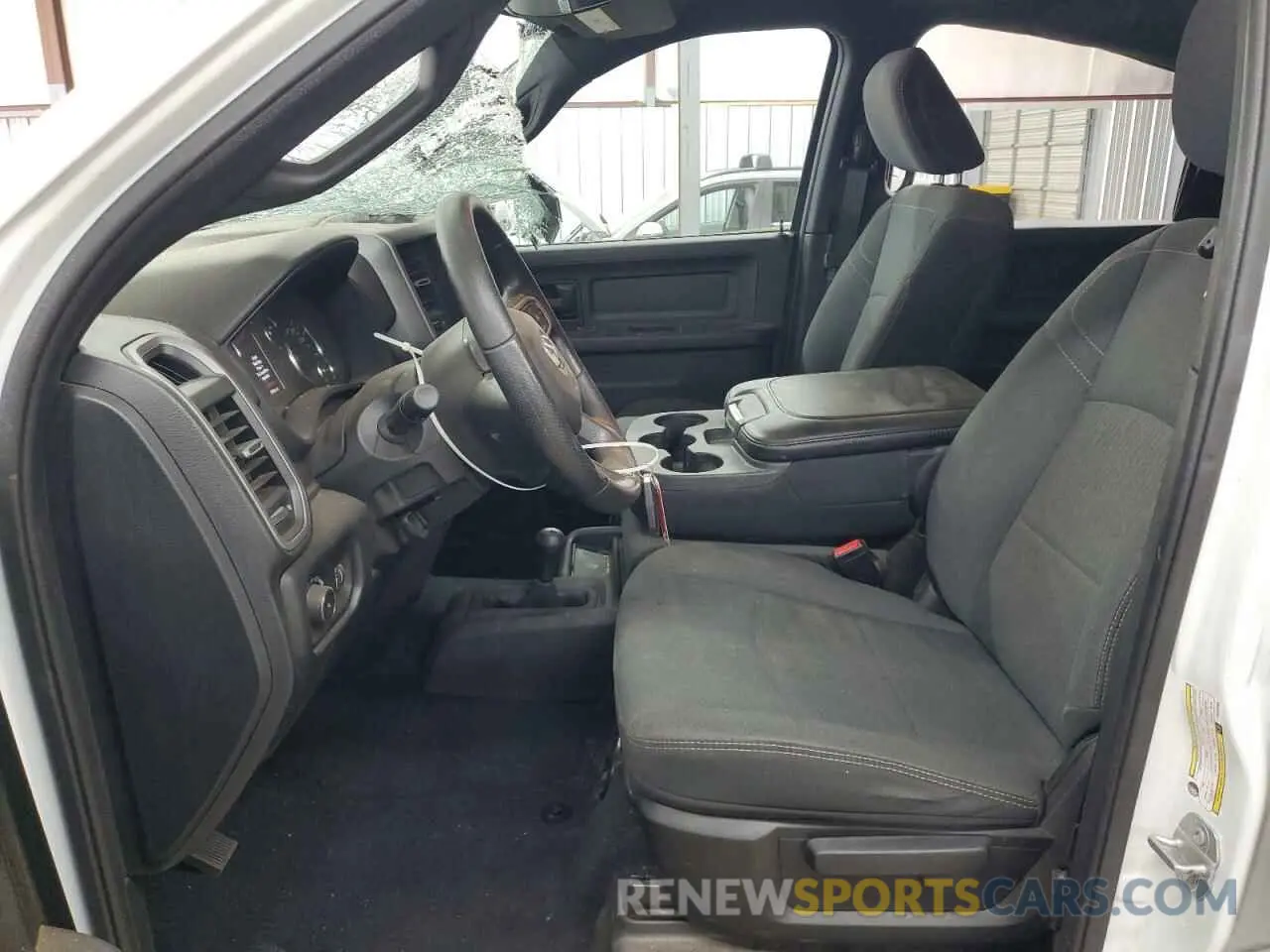 7 fotografías del automóvil dañado 3C6UR5CJ3PG504306 RAM 2500 2023