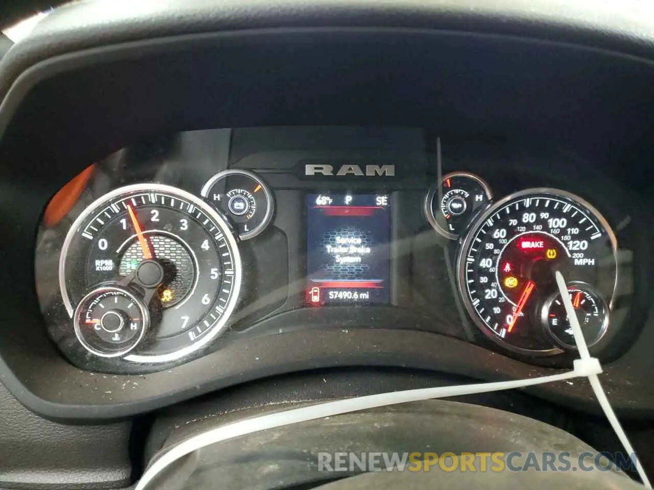 9 fotografías del automóvil dañado 3C6UR5CJ3PG504306 RAM 2500 2023