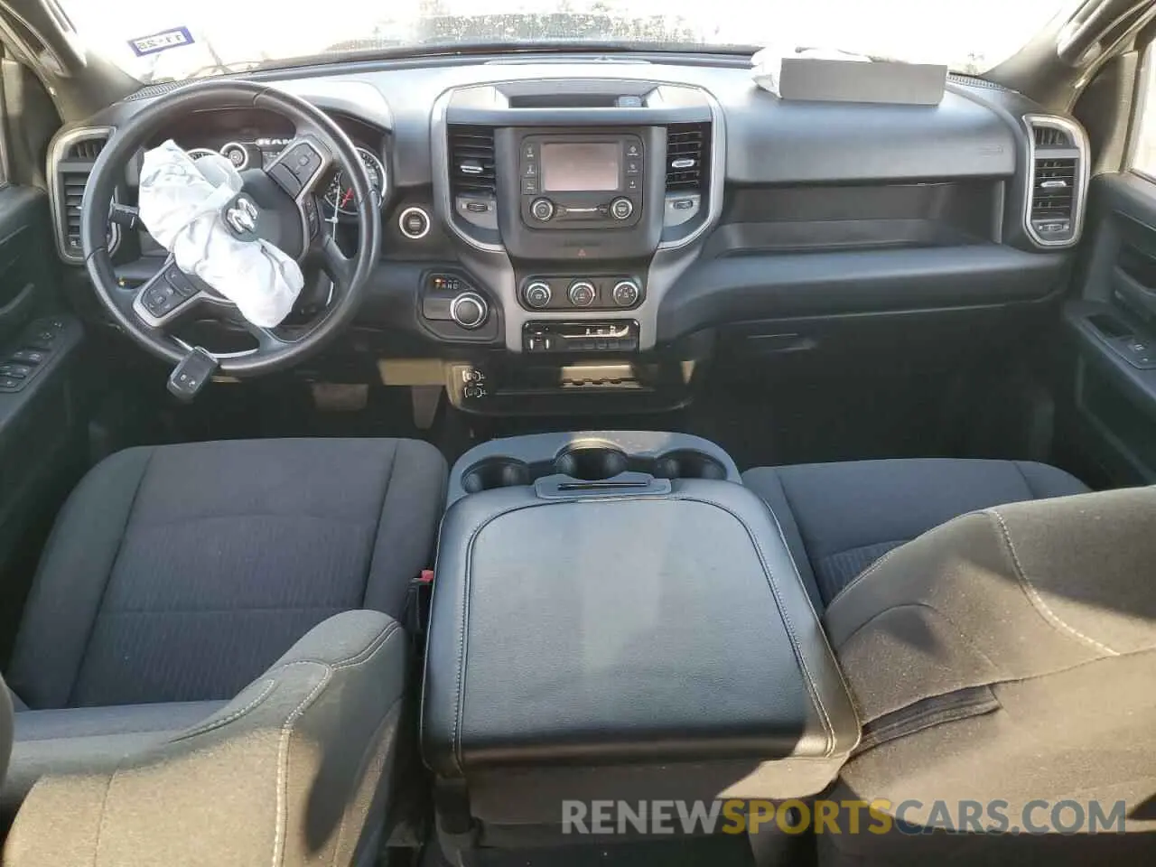 8 fotografías del automóvil dañado 3C6UR5CJ9PG518386 RAM 2500 2023