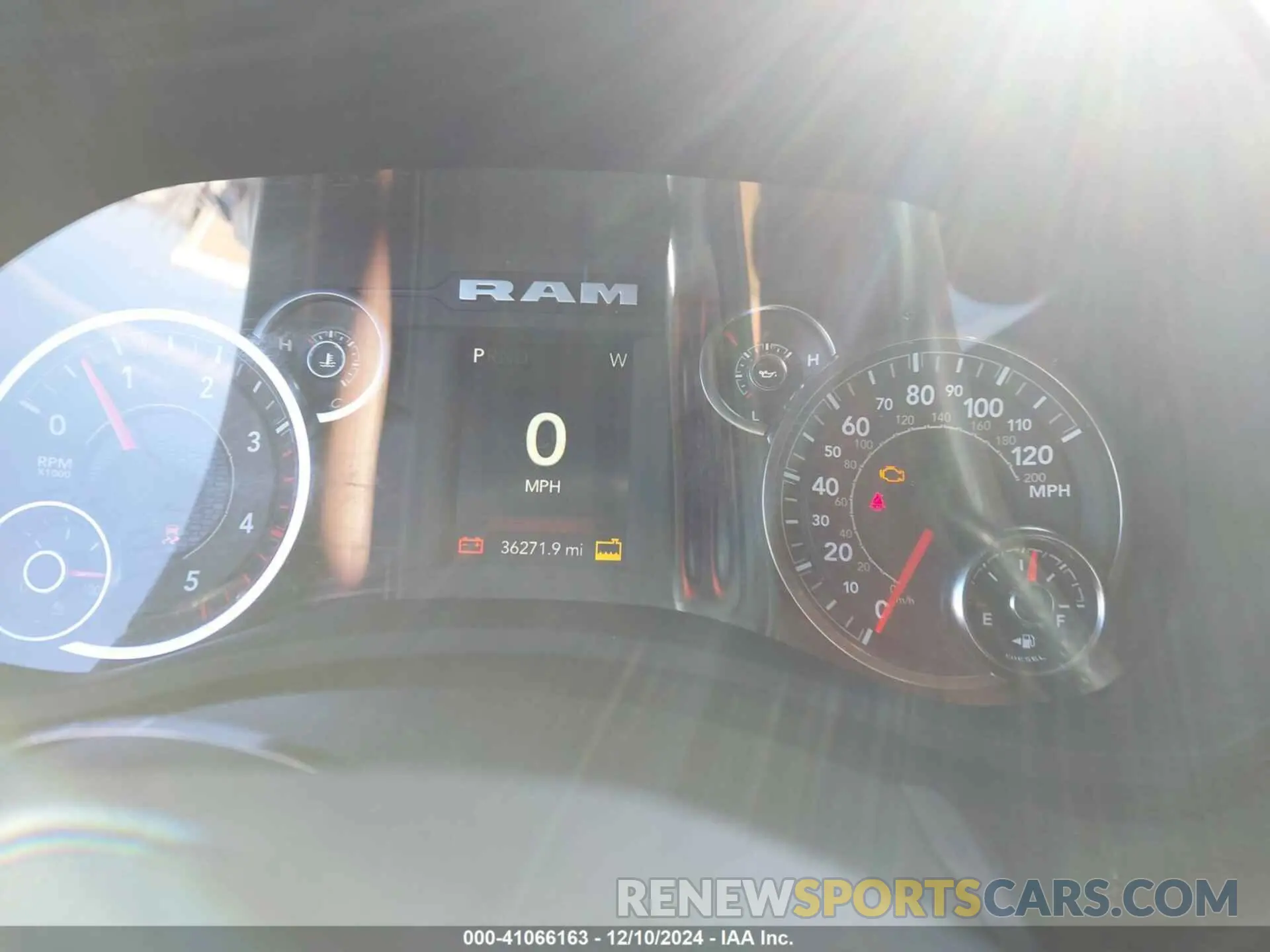 7 fotografías del automóvil dañado 3C6UR5CL5PG502252 RAM 2500 2023
