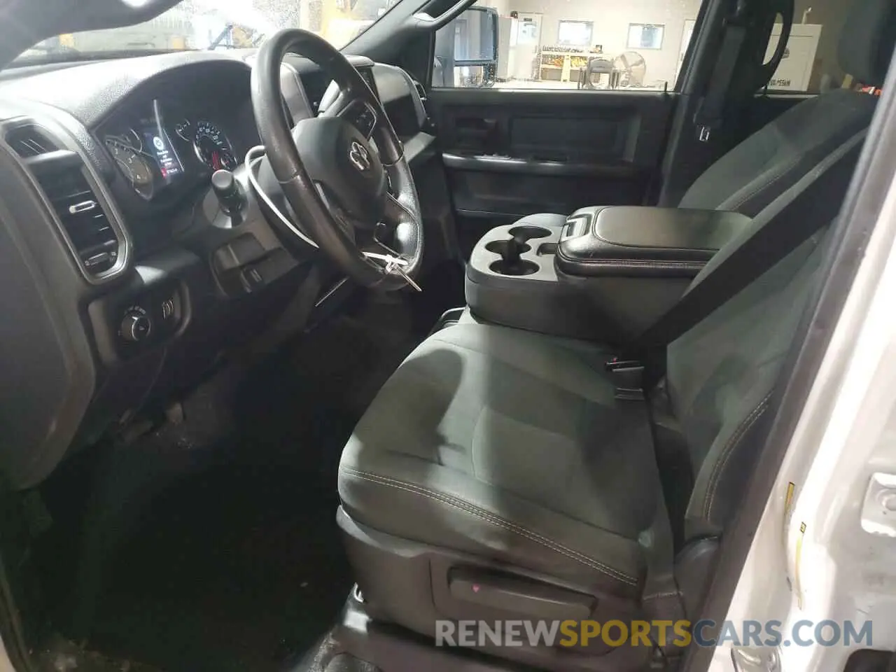 7 fotografías del automóvil dañado 3C6UR5CLXPG500318 RAM 2500 2023