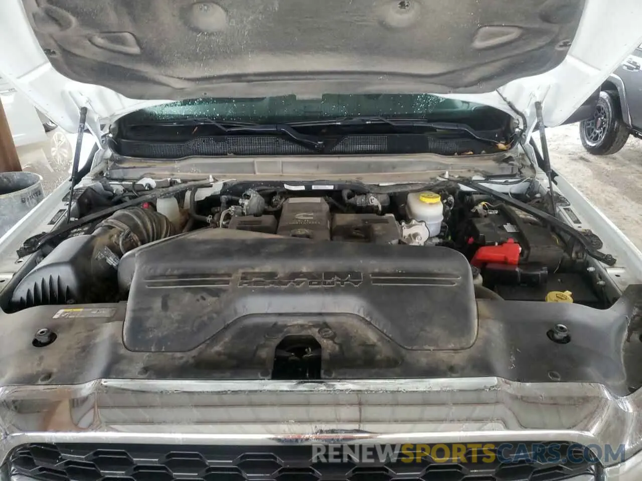 12 fotografías del automóvil dañado 3C6UR5CLXPG543783 RAM 2500 2023