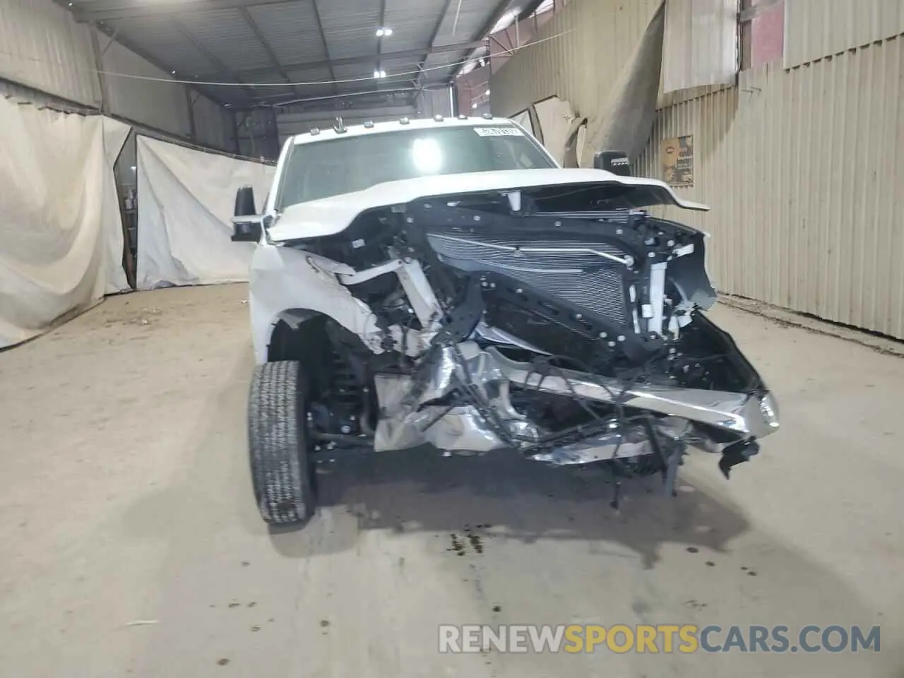 5 fotografías del automóvil dañado 3C6UR5DJ1PG542986 RAM 2500 2023