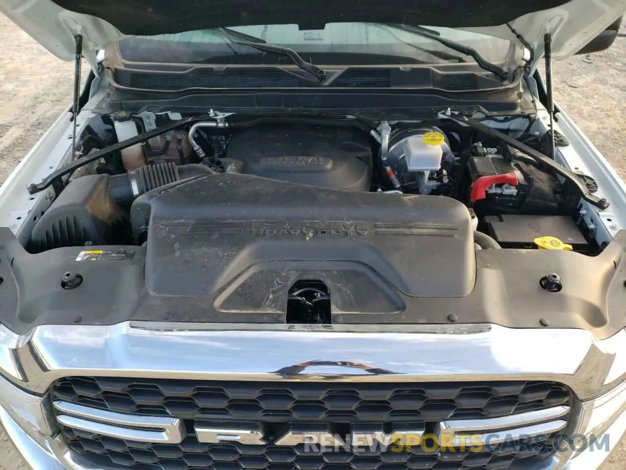 11 fotografías del automóvil dañado 3C6UR5DJ5PG610884 RAM 2500 2023