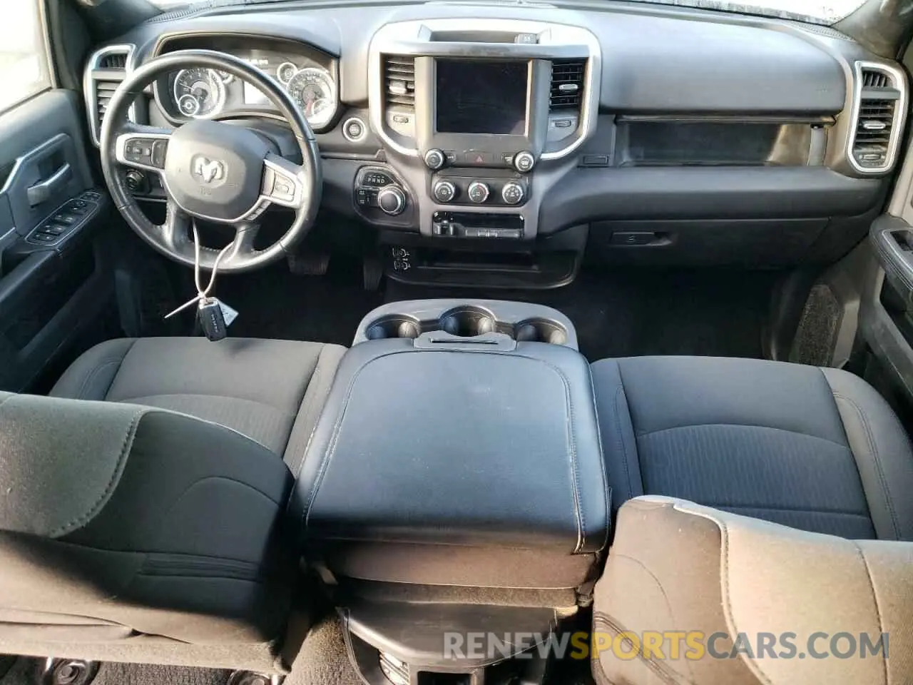 8 fotografías del automóvil dañado 3C6UR5DJ5PG610884 RAM 2500 2023
