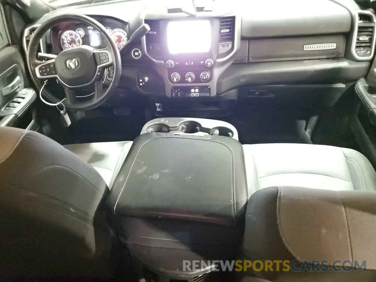 8 fotografías del automóvil dañado 3C6UR5DL2PG651197 RAM 2500 2023