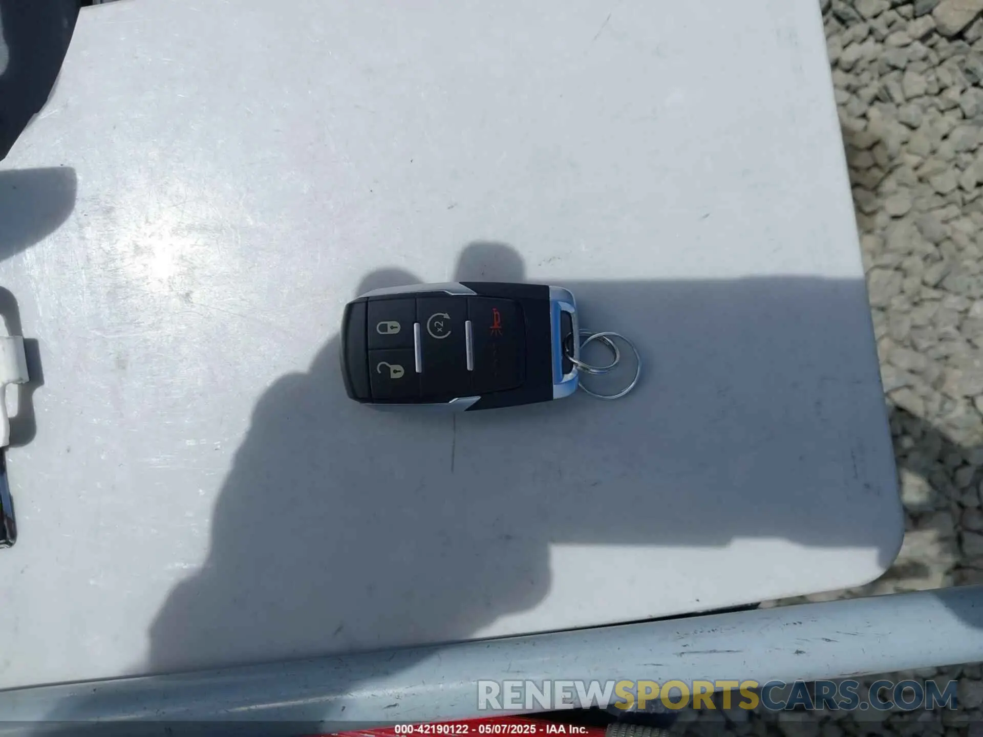 11 fotografías del automóvil dañado 3C6UR5DL3PG635901 RAM 2500 2023