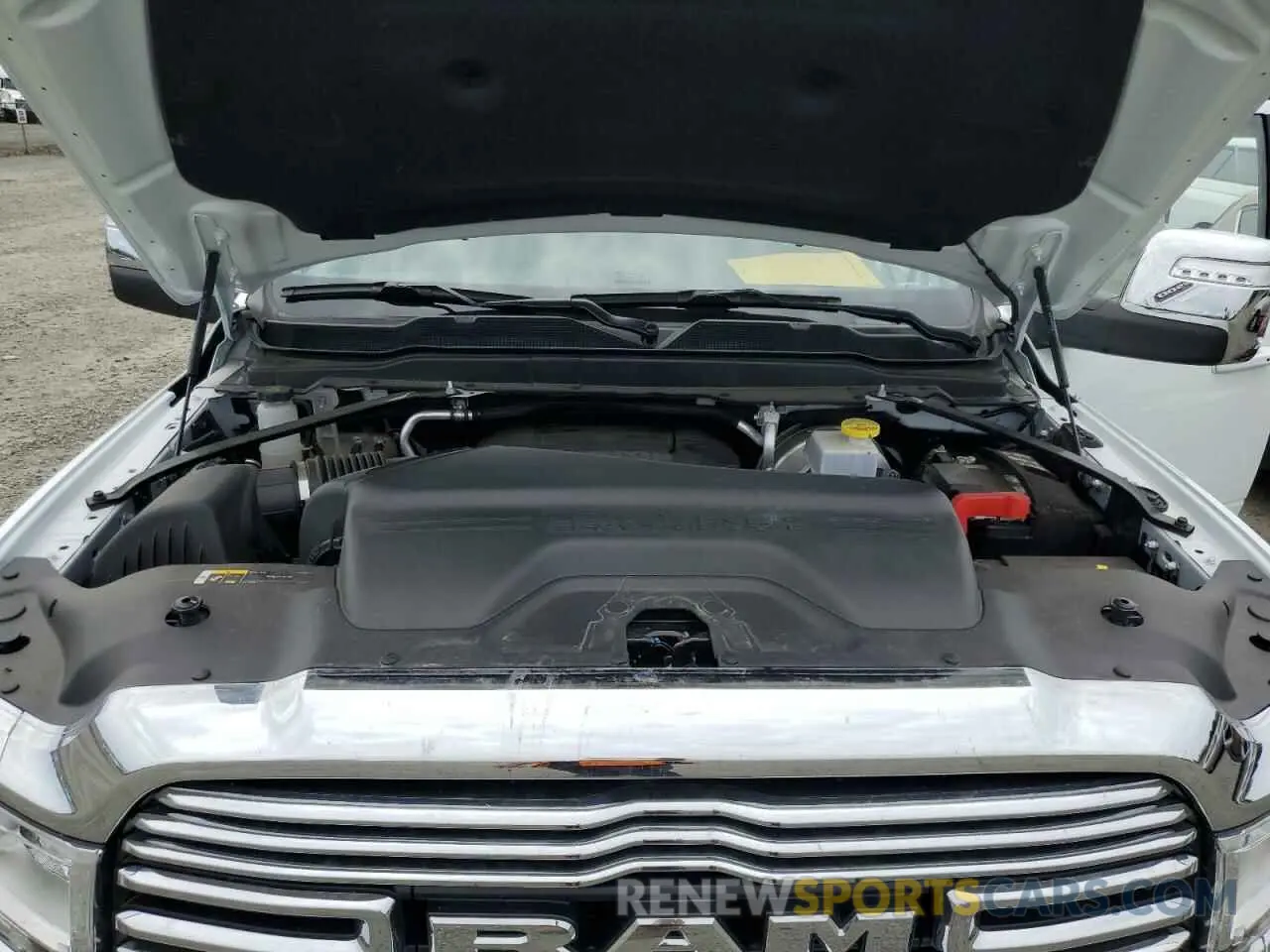 11 fotografías del automóvil dañado 3C6UR5FJ1PG634158 RAM 2500 2023