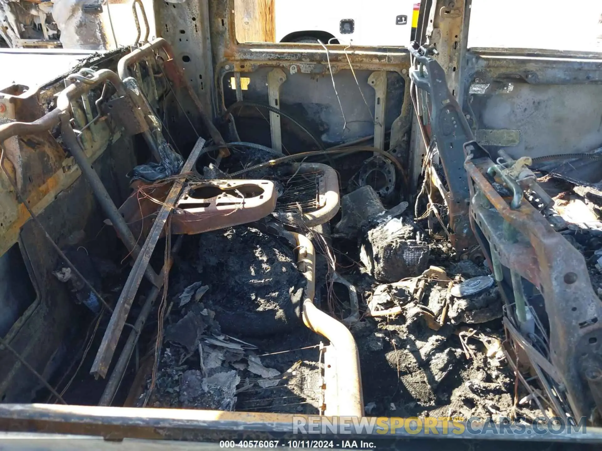 8 fotografías del automóvil dañado 3C6UR5FJ5PG523516 RAM 2500 2023