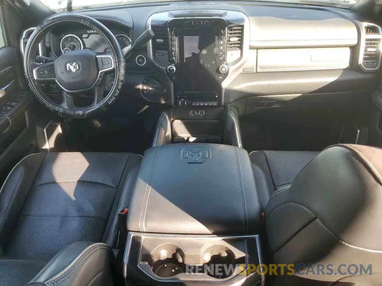 8 fotografías del automóvil dañado 3C6UR5FL3PG540686 RAM 2500 2023