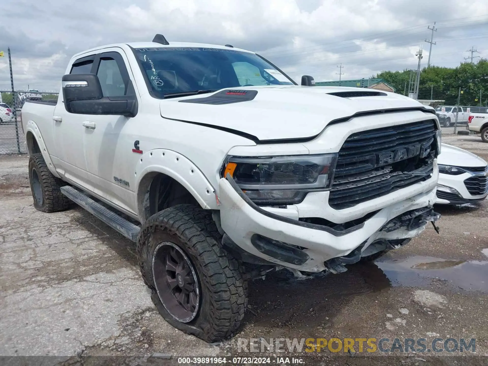1 fotografías del automóvil dañado 3C6UR5FL3PG553812 RAM 2500 2023