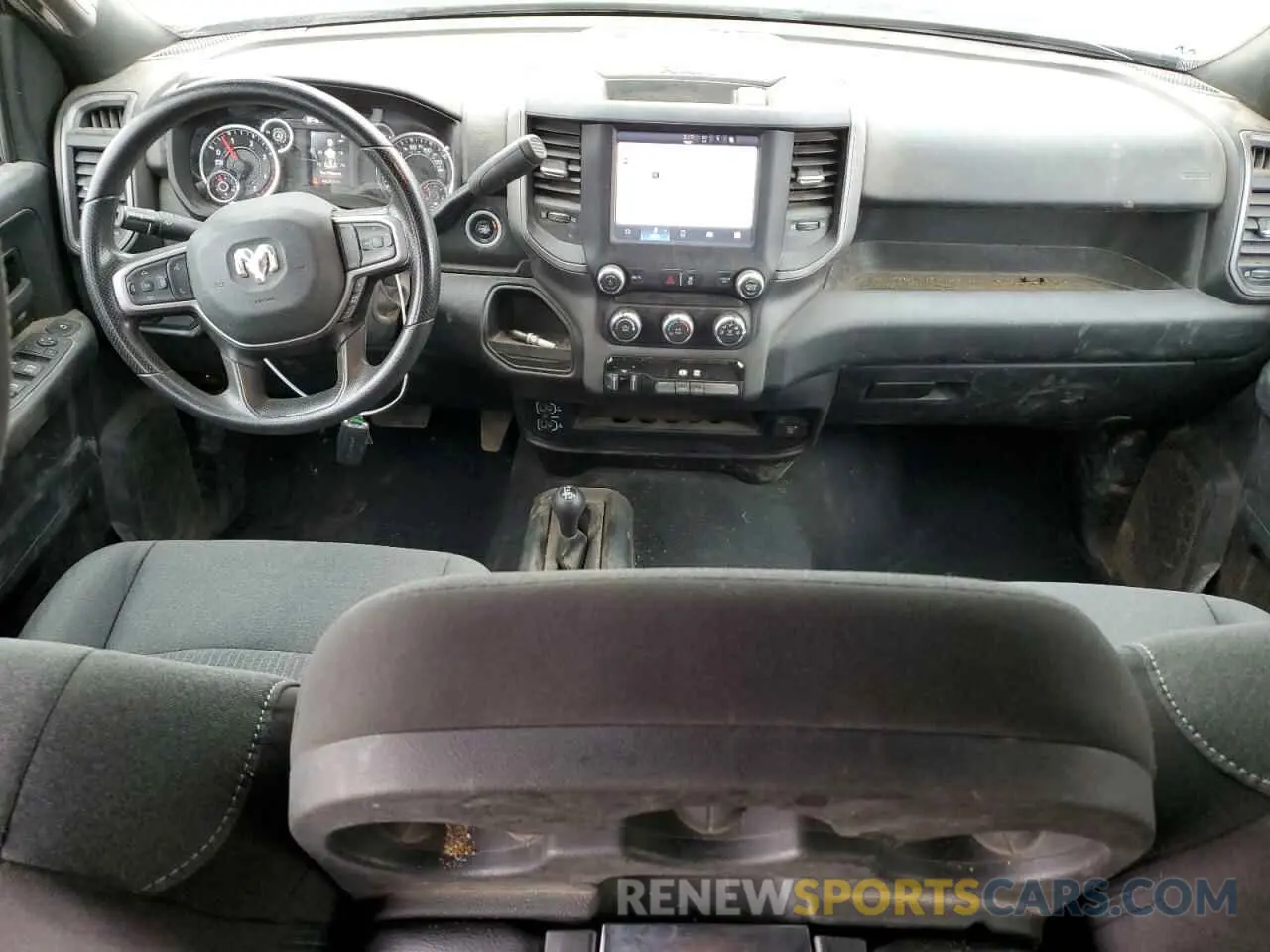 8 fotografías del automóvil dañado 3C6UR5HL7PG538646 RAM 2500 2023