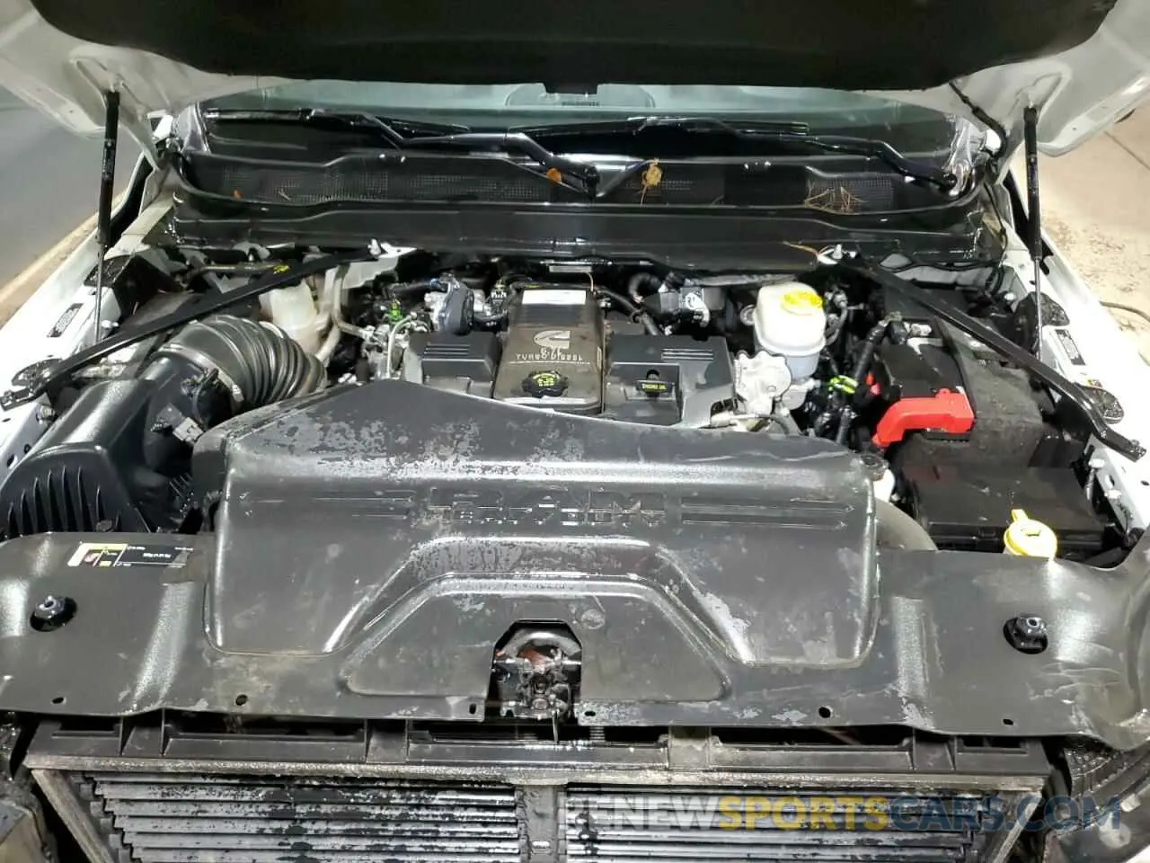 11 fotografías del automóvil dañado 3C6UR5JL1PG632578 RAM 2500 2023