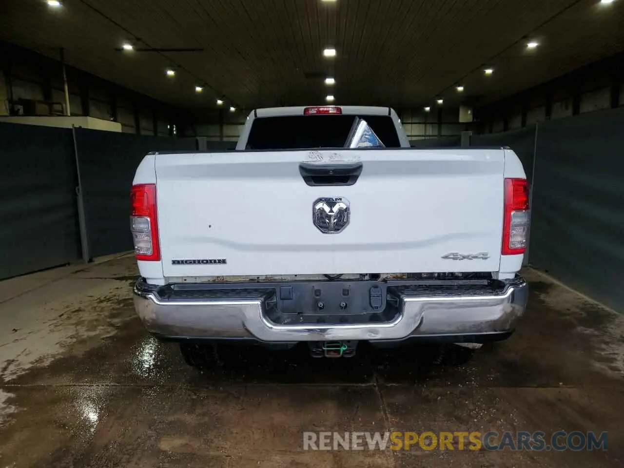 6 fotografías del automóvil dañado 3C6UR5JL1PG632578 RAM 2500 2023
