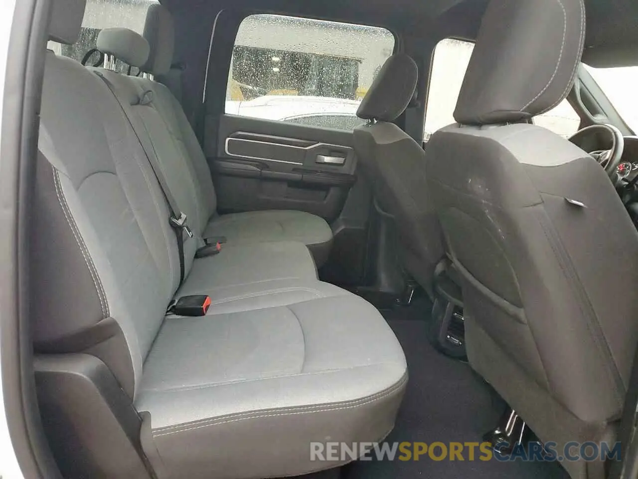 10 fotografías del automóvil dañado 3C6UR5JL3PG576451 RAM 2500 2023