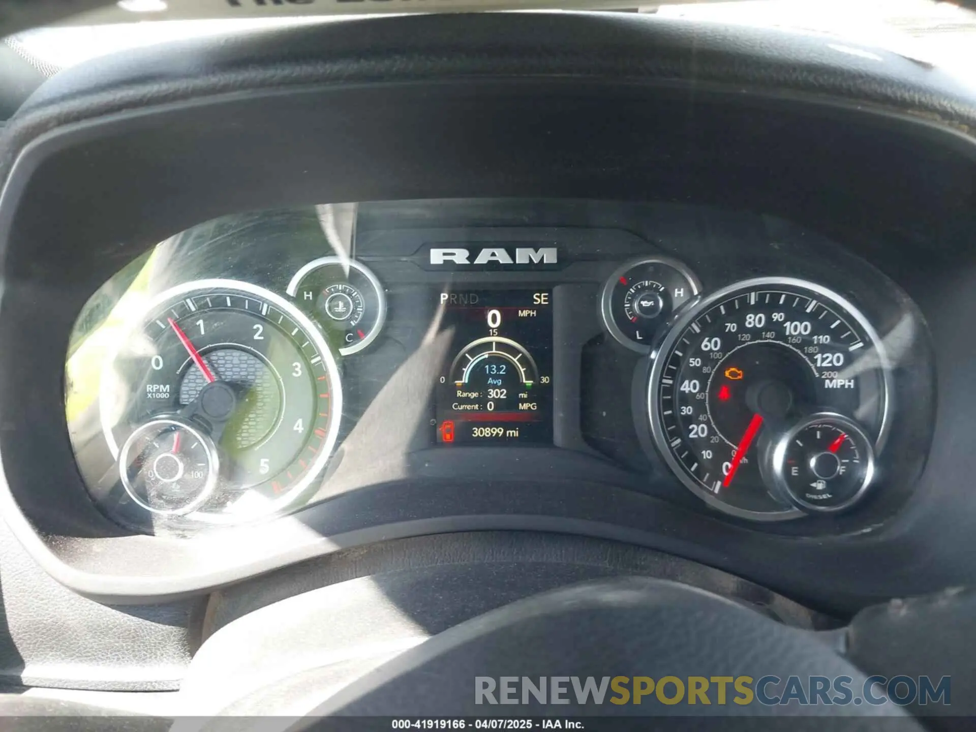 7 fotografías del automóvil dañado 3C6UR5JL5PG610924 RAM 2500 2023