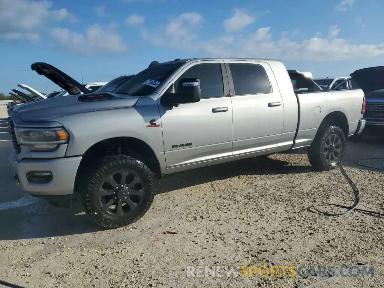 1 fotografías del automóvil dañado 3C6UR5NL0PG600540 RAM 2500 2023