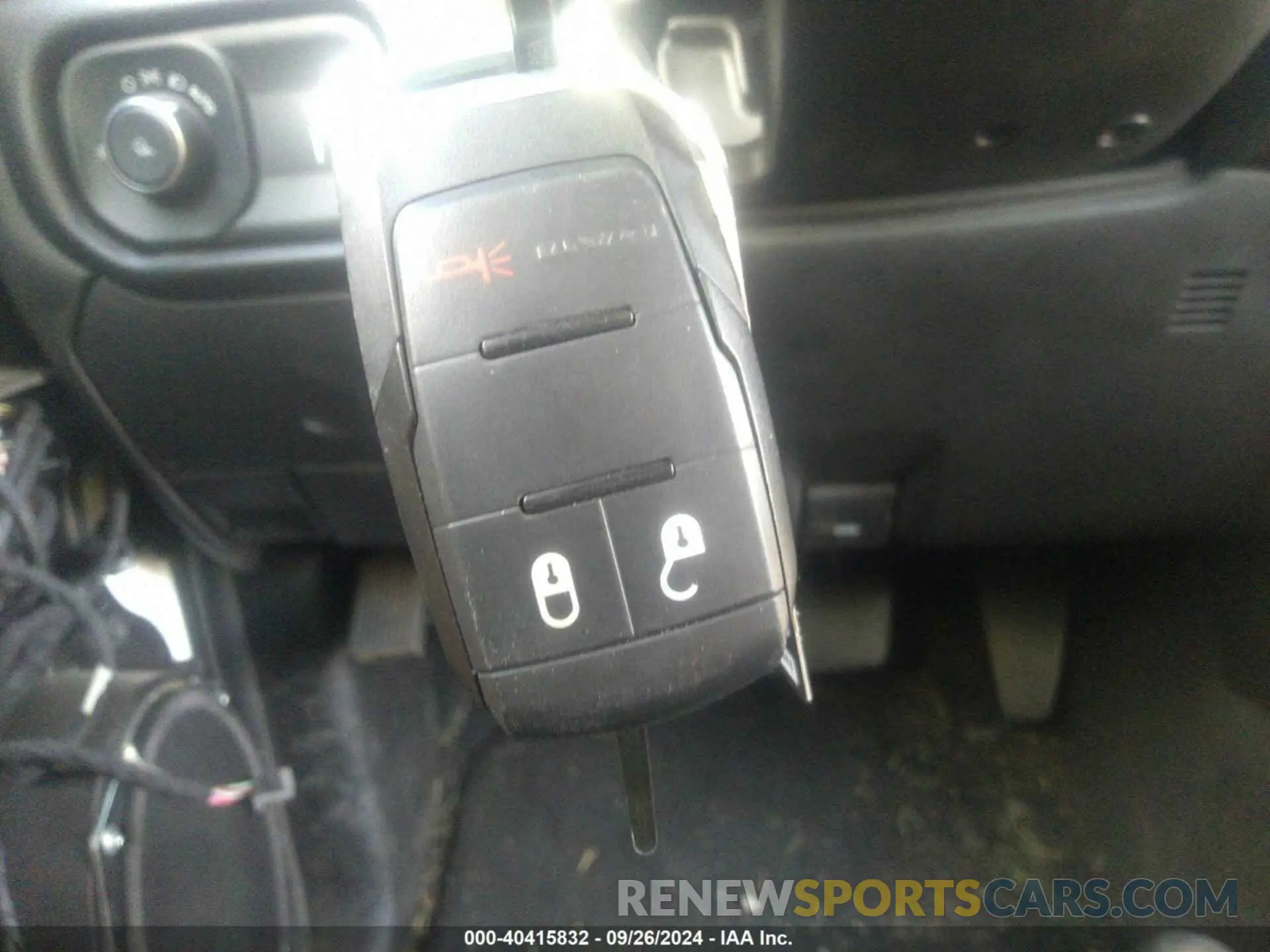 11 fotografías del automóvil dañado 3C6MR4AJ8RG248941 RAM 2500 2024