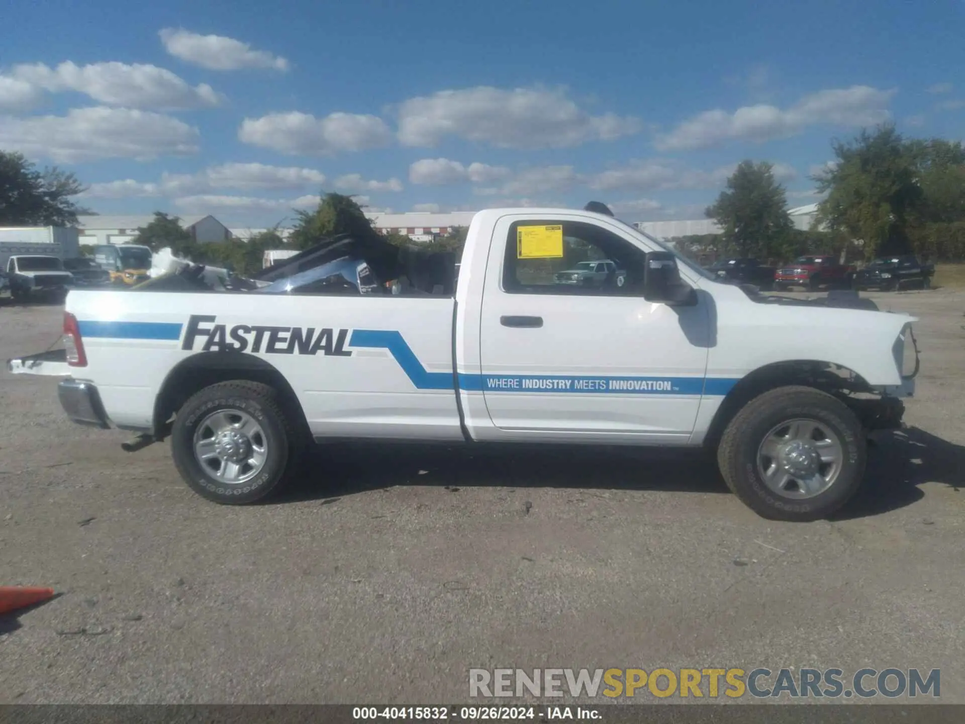 14 fotografías del automóvil dañado 3C6MR4AJ8RG248941 RAM 2500 2024